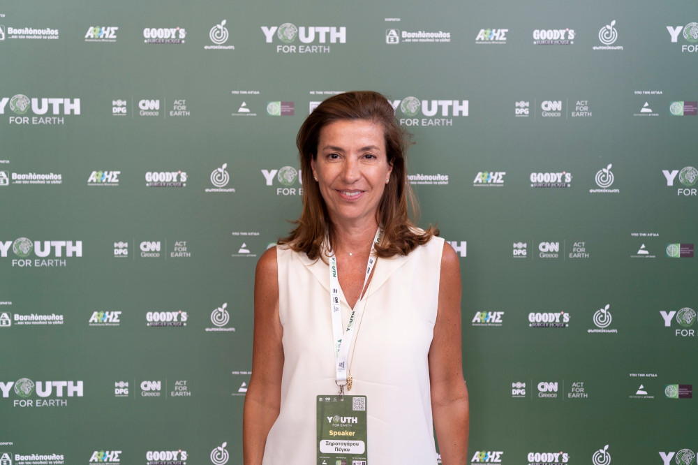 «Η προστασία του θαλάσσιου περιβάλλοντος απαιτεί συνέργειες, συνέπεια και συνέχεια. Δεν αλλάζει η θάλασσα με μια μεμονωμένη πρωτοβουλία, αλλάζει όταν συνδυάζουμε έρευνα, πράξη και γνώση με πραγματικά, μετρήσιμα αποτελέσματα» τονίζει στο CNN Greece η εκτελεστική διευθύντρια του Κοινωφελούς Ιδρύματος Αθανάσιος Κ. Λασκαρίδης, Πέγκυ Ξηροταγάρου.