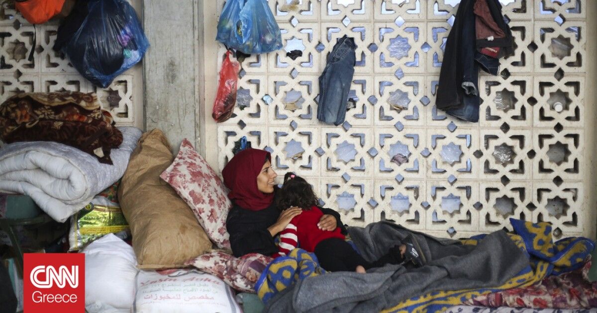 Νεαρή Παλαιστίνια γέννησε τετράδυμα εν μέσω του πολέμου