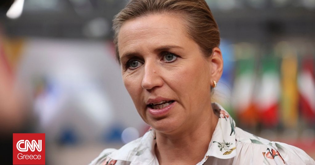 &Delta;&alpha;&nu;ί&alpha;: &Pi;&rho;&omega;&tau;&iota;ά &tau;&eta;&sigmaf; &sigma;&upsilon;&mu;&mu;&alpha;&chi;ί&alpha;&sigmaf; &tau;&eta;&sigmaf; &kappa;&epsilon;&nu;&tau;&rho;&omicron;&alpha;&rho;&iota;&sigma;&tau;&epsilon;&rho;ά&sigmaf; &sigma;&tau;&iota;&sigmaf; &epsilon;&kappa;&lambda;&omicron;&gamma;έ&sigmaf; &alpha;&lambda;&lambda;ά &chi;&omega;&rho;ί&sigmaf; &alpha;&pi;ό&lambda;&upsilon;&tau;&eta; &pi;&lambda;&epsilon;&iota;&omicron;&psi;&eta;&phi;ί&alpha;