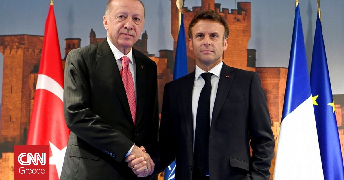 &Eta; &kappa;&alpha;&tau;ά&sigma;&tau;&alpha;&sigma;&eta; &sigma;&tau;&eta; &Mu;έ&sigma;&eta; &Alpha;&nu;&alpha;&tau;&omicron;&lambda;ή &kappa;&alpha;&iota; &eta; &Omicron;&upsilon;&kappa;&rho;&alpha;&nu;ί&alpha; &sigma;&tau;&omicron; &epsilon;&pi;ί&kappa;&epsilon;&nu;&tau;&rho;&omicron; &tau;&eta;&lambda;&epsilon;&phi;&omega;&nu;&iota;&kappa;ή&sigmaf; &epsilon;&pi;&iota;&kappa;&omicron;&iota;&nu;&omega;&nu;ί&alpha;&sigmaf; &Mu;&alpha;&kappa;&rho;ό&nu;