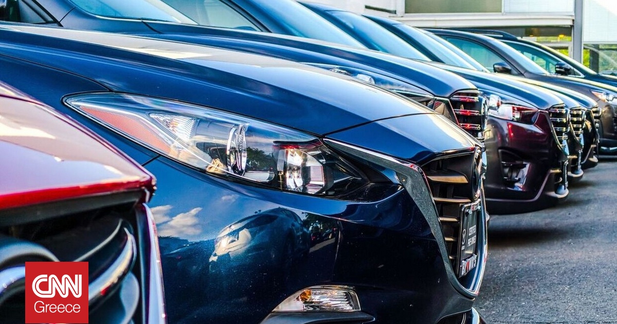 Παράνομες πινακίδες και κατάληψη parking στην Αθήνα: Τι προβλέπει ο νόμος