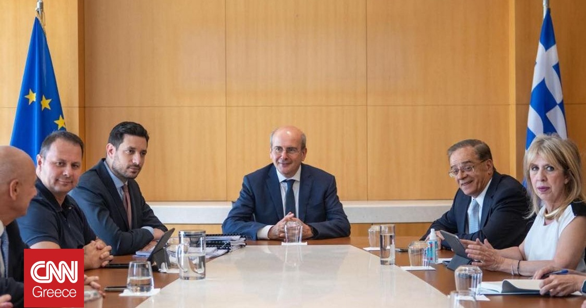 Αποκατάσταση του σιδηρόδρομου στη Θεσσαλία με δωρεά 14,5 εκατ. ευρώ από τις συστημικές τράπεζες