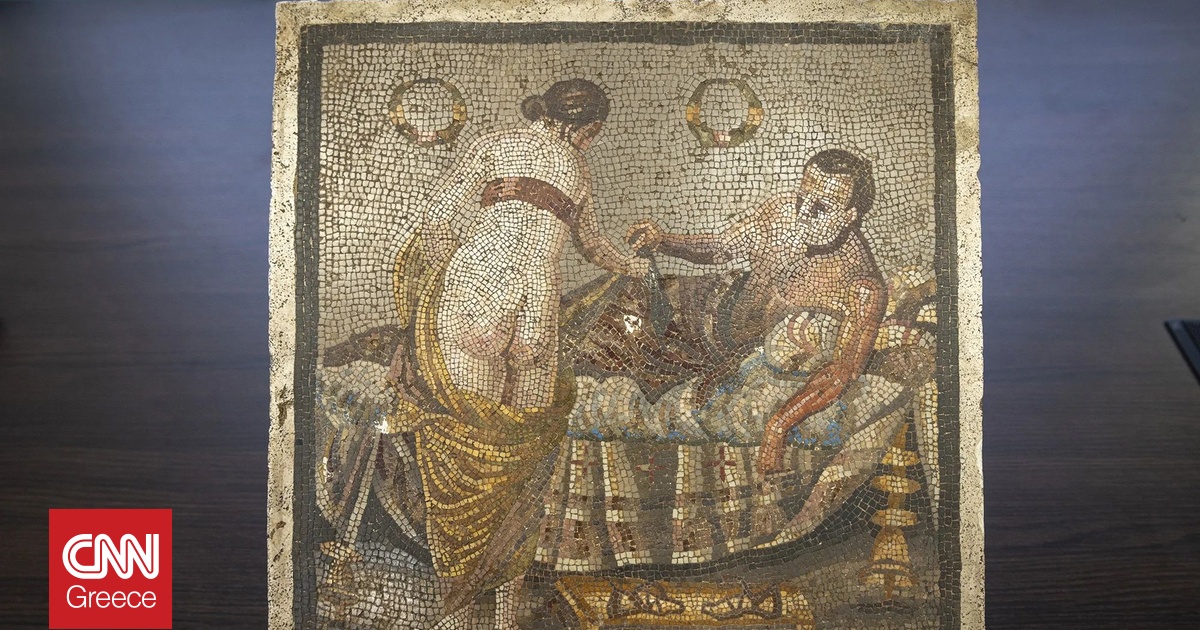 Ερωτικό μωσαϊκό επέστρεψε στην Πομπηία – Το είχε κλέψει Γερμανός αξιωματικός κατά τον Β’ Παγκόσμιο Ερωτικό μωσαϊκό επέστρεψε στην Πομπηία – Το είχε κλέψει Γερμανός αξιωματικός κατά τον Β’ Παγκόσμιο