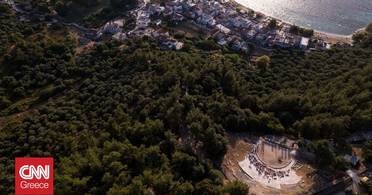Tο αρχαίο θέατρο της Θάσου αποκαλύπτει ξανά την αίγλη του ύστερα από 14 χρόνια σιωπής Tο αρχαίο θέατρο της Θάσου αποκαλύπτει ξανά την αίγλη του ύστερα από 14 χρόνια σιωπής