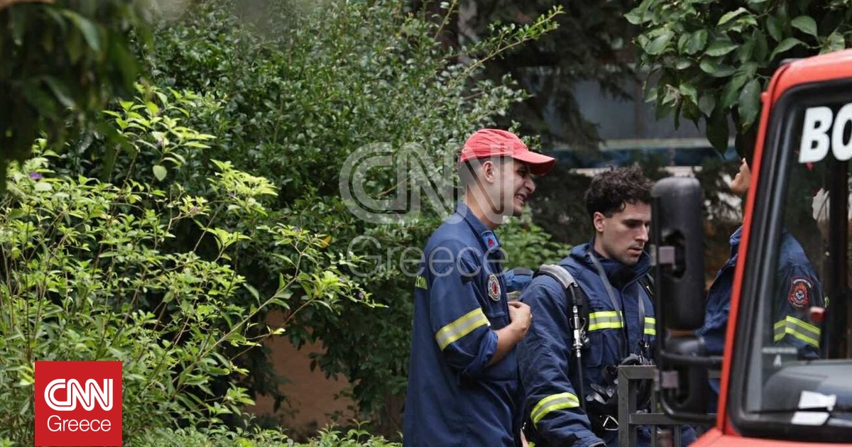 Συνελήφθη ο άνδρας που πέταξε τη μολότοφ και ταμπουρώθηκε στον Χολαργό Συνελήφθη ο άνδρας που πέταξε τη μολότοφ και ταμπουρώθηκε στον Χολαργό