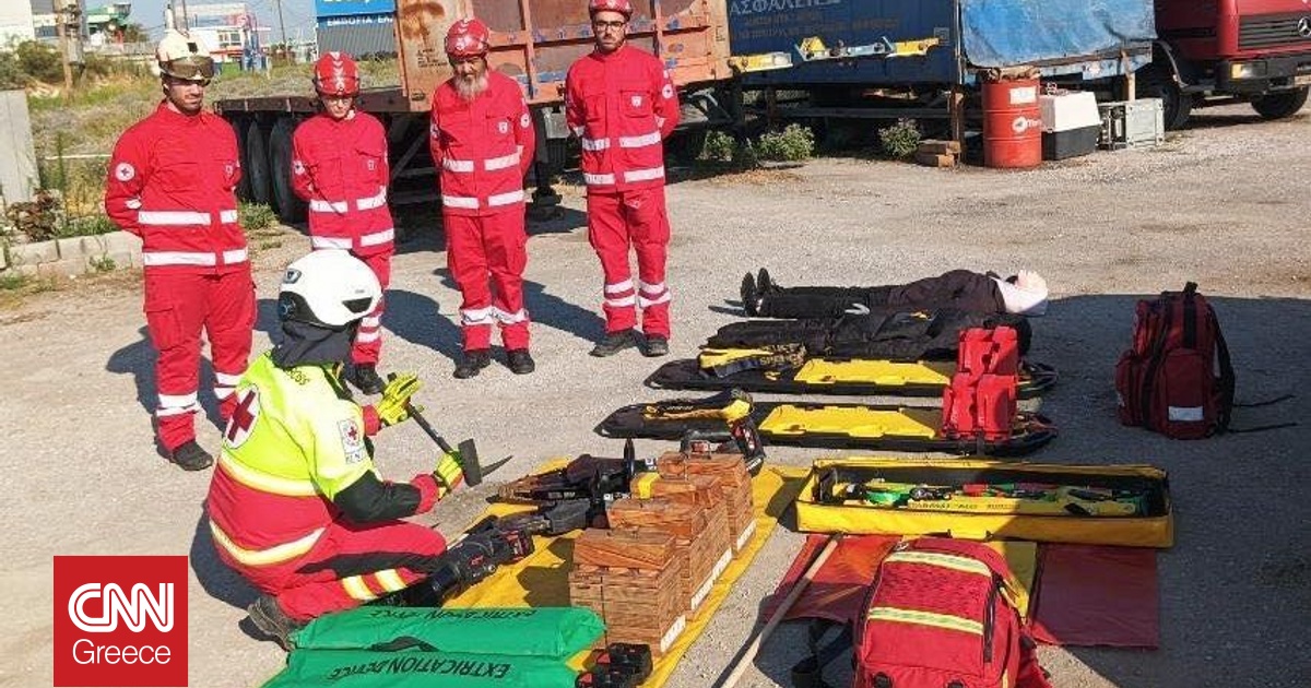 Ελληνικός Ερυθρός Σταυρός: Εκπαίδευση εθελοντών για ασφαλή απεγκλωβισμό θυμάτων από τροχαία Ελληνικός Ερυθρός Σταυρός: Εκπαίδευση εθελοντών για ασφαλή απεγκλωβισμό θυμάτων από τροχαία