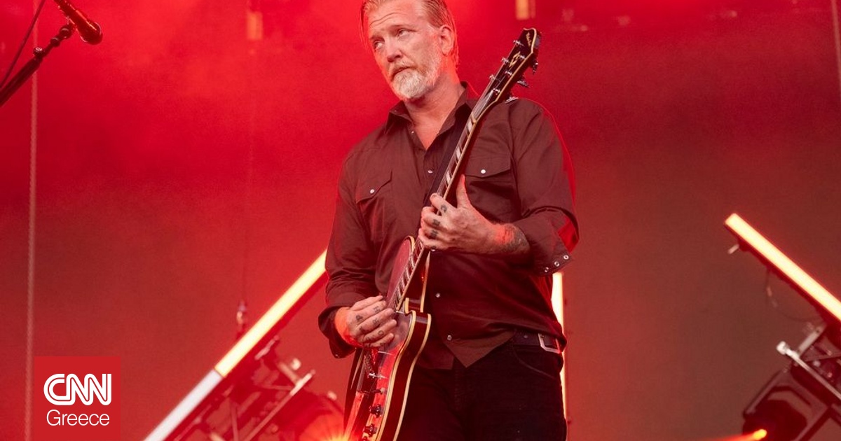 Ο Τζος Χόμι των Queens Of The Stone Age θέλει να επισκεφτεί τα σπίτια των Arctic Monkeys στο Σέφιλντ Ο Τζος Χόμι των Queens Of The Stone Age θέλει να επισκεφτεί τα σπίτια των Arctic Monkeys στο Σέφιλντ