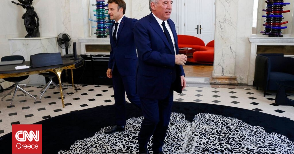Ο Μακρόν χωρίς άσσο στο μανίκι μπροστά στο αδιέξοδο Μπαϊρού: Τα spreads ανεβαίνουν, το ΔΝΤ καραδοκεί Ο Μακρόν χωρίς άσσο στο μανίκι μπροστά στο αδιέξοδο Μπαϊρού: Τα spreads ανεβαίνουν, το ΔΝΤ καραδοκεί