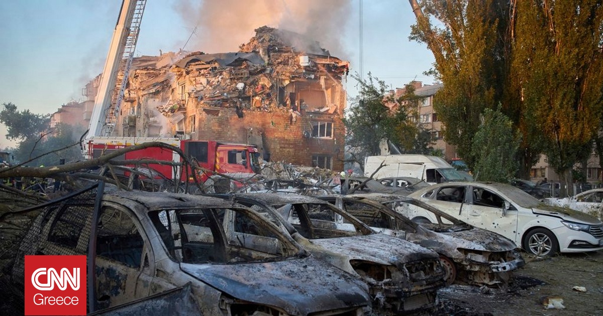 Ουκρανία: Στους 18 οι νεκροί από τις φονικές πυραυλικές επιθέσεις της Ρωσίας στο Κίεβο Ουκρανία: Στους 18 οι νεκροί από τις φονικές πυραυλικές επιθέσεις της Ρωσίας στο Κίεβο