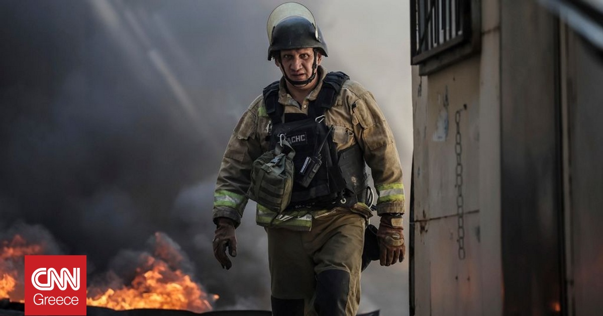 Ζελένσκι: Τουλάχιστον 22 νεκροί από τα ρωσικά πλήγματα, σύμφωνα με νεότερο απολογισμό Ζελένσκι: Τουλάχιστον 22 νεκροί από τα ρωσικά πλήγματα, σύμφωνα με νεότερο απολογισμό