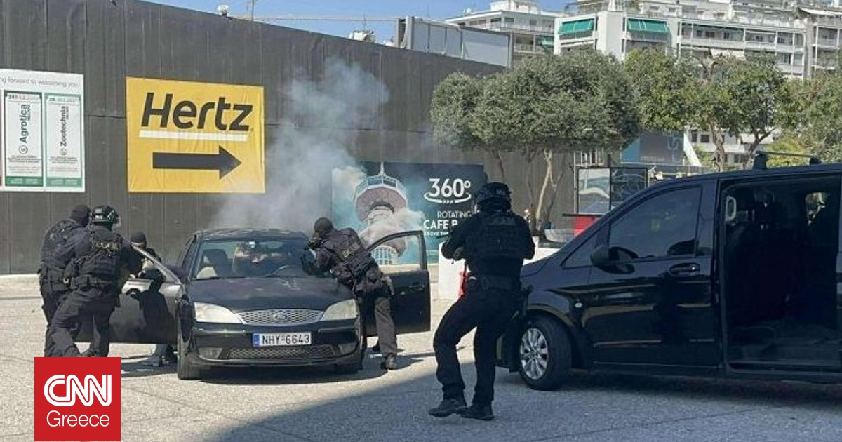 ΔΕΘ: Εντυπωσιακή άσκηση διαχείρισης σοβαρού περιστατικού ομηρίας από την ΕΚΑΜ ΔΕΘ: Εντυπωσιακή άσκηση διαχείρισης σοβαρού περιστατικού ομηρίας από την ΕΚΑΜ