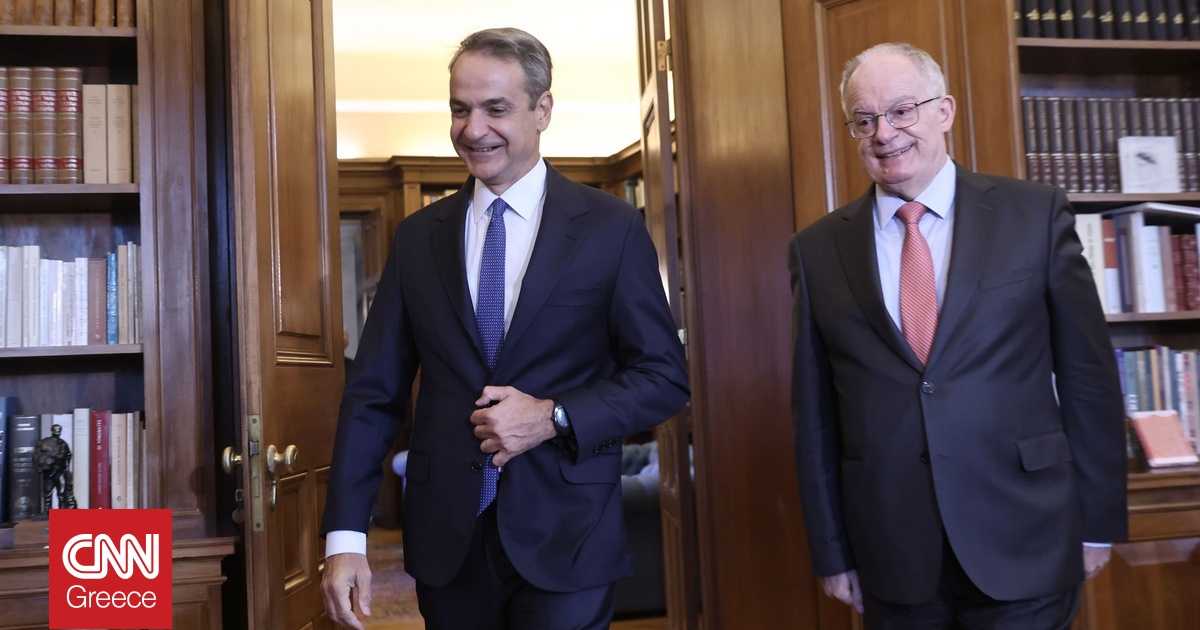 Μητσοτάκης: Μειώνουμε φόρους, αυξάνουμε μισθούς – Επιστρέφουμε το πλεόνασμα στην κοινωνία
