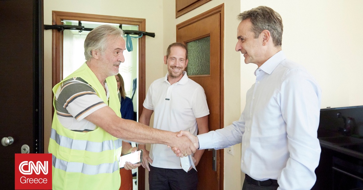 Πάνω από 83.000 κατ’ οίκον παραδόσεις φαρμάκων – Επίσκεψη Μητσοτάκη σε δικαιούχο του προγράμματος