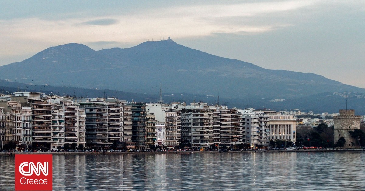 Θεσσαλονίκη: 17χρονος έπεσε στον Θερμαϊκό στο ύψος του Λευκού Πύργου