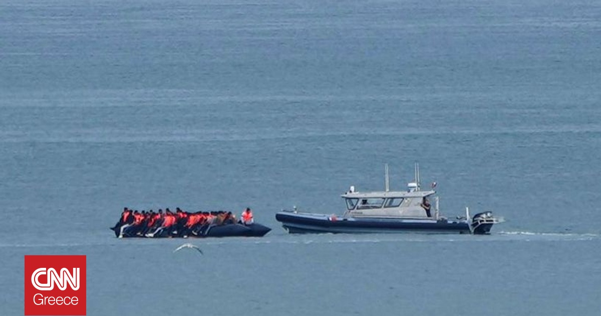 Ναυάγιο με μετανάστες στη Μυτιλήνη: Νεκρή μία γυναίκα Ναυάγιο με μετανάστες στη Μυτιλήνη: Νεκρή μία γυναίκα