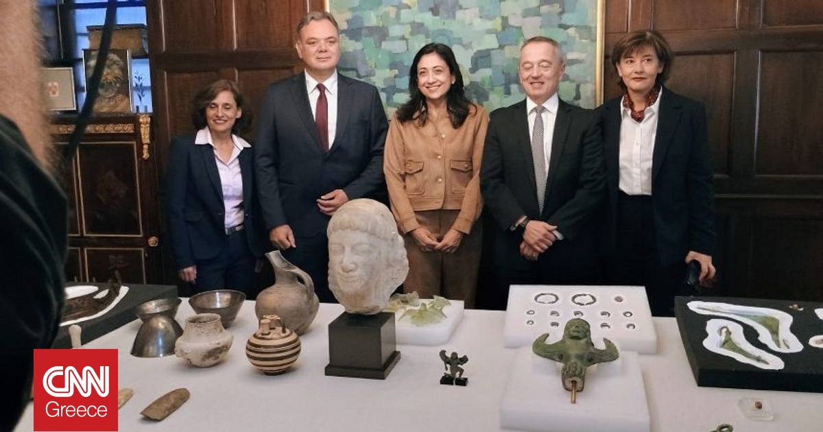Επαναπατρίζονται στην Ελλάδα από τη Νέα Υόρκη 29 αρχαιότητες Επαναπατρίζονται στην Ελλάδα από τη Νέα Υόρκη 29 αρχαιότητες