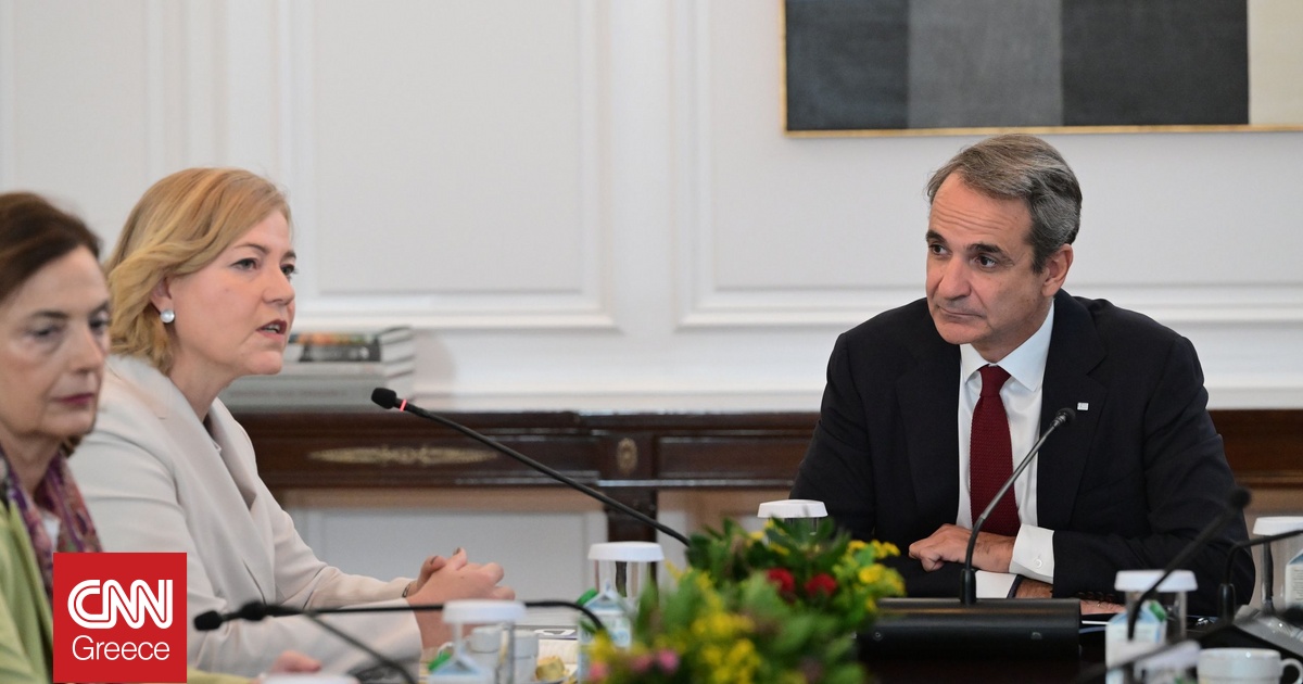 Τετ α τετ Μητσοτάκη με την αντιπρόεδρο της Κομισιόν Virkkunen – Ποια θέματα συζητήθηκαν