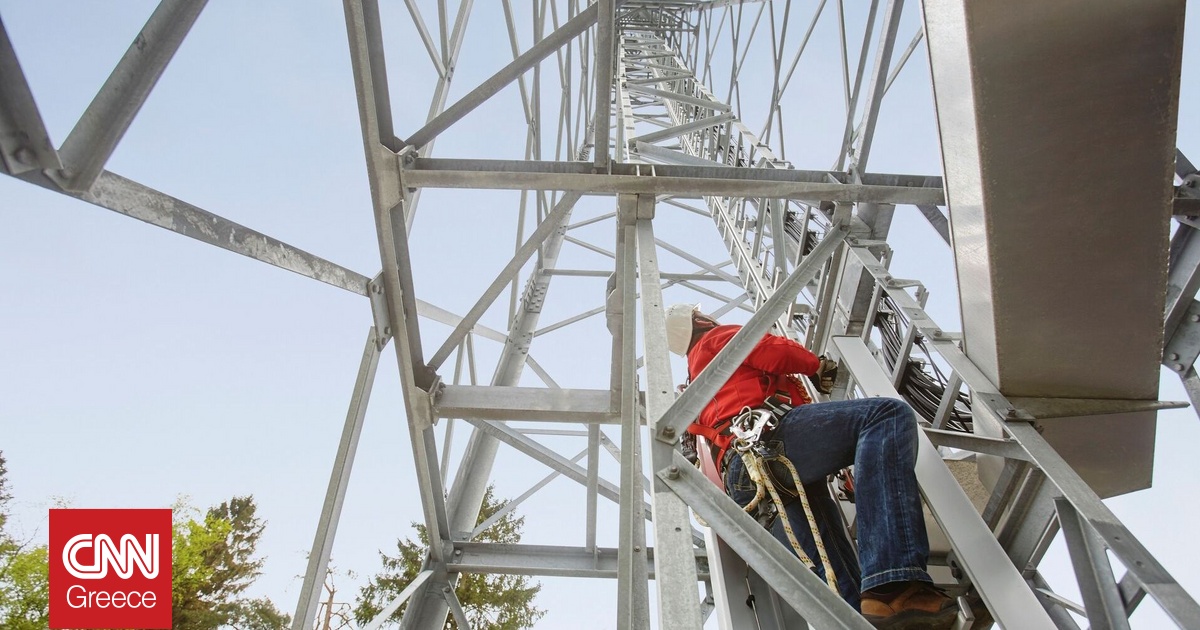 Vodafone: Χτίζοντας τα δίκτυα του μέλλοντος από τον βυθό της θάλασσας έως… τα αστέρια