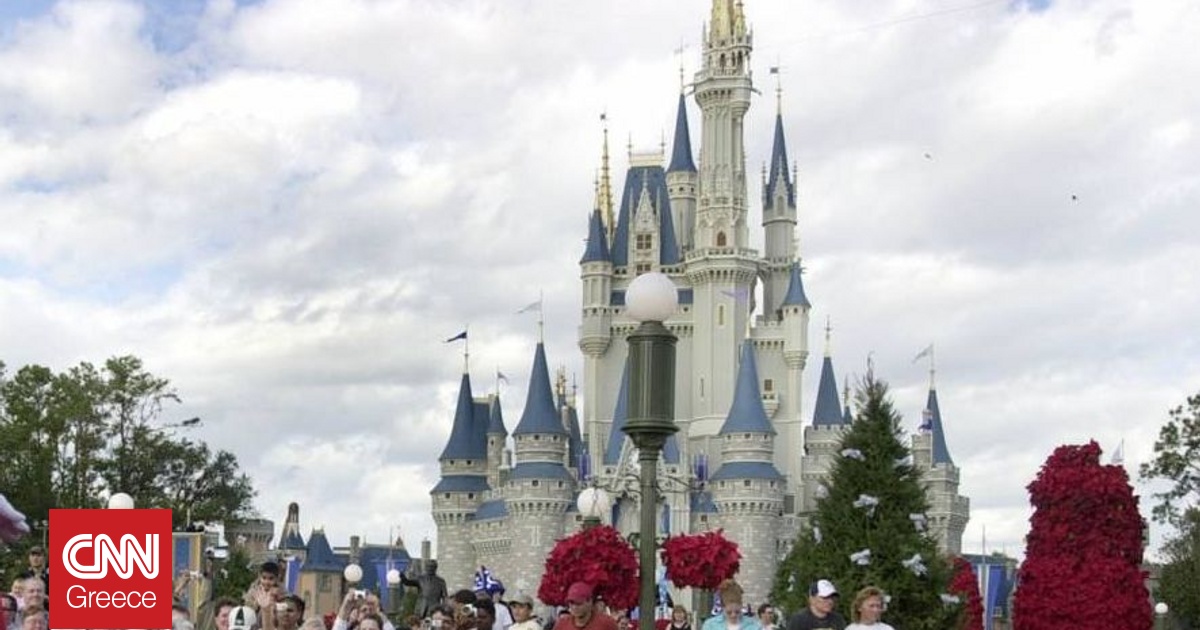 Θρίλερ στη Disneyland: Γυναίκα πέθανε έπειτα από βόλτα στο Haunted Mansion Θρίλερ στη Disneyland: Γυναίκα πέθανε έπειτα από βόλτα στο Haunted Mansion