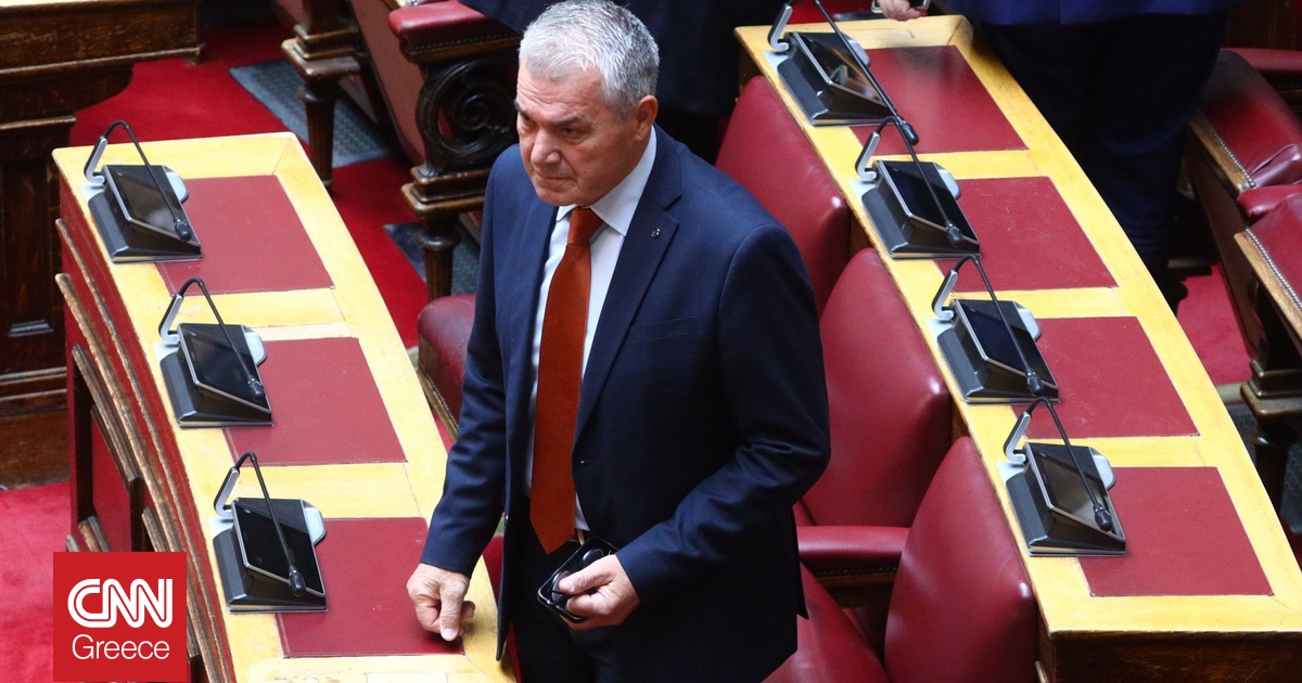 Ο Δημήτρης Κυριαζίδης επιστρέφει στη ΝΔ – Στους 156 οι «γαλάζιοι» βουλευτές