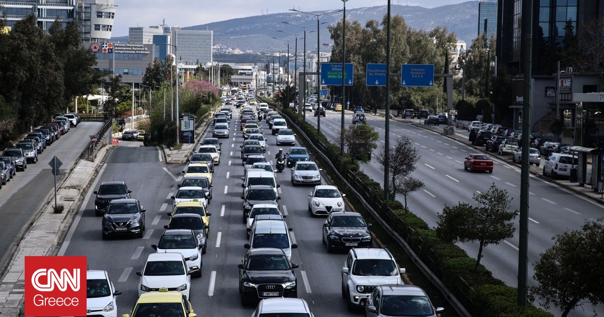 Ουρές χιλιομέτρων στον Κηφισό λόγω τροχαίου με νταλίκα – Προβλήματα σε Κηφισίας και στο κέντρο Ουρές χιλιομέτρων στον Κηφισό λόγω τροχαίου με νταλίκα – Προβλήματα σε Κηφισίας και στο κέντρο