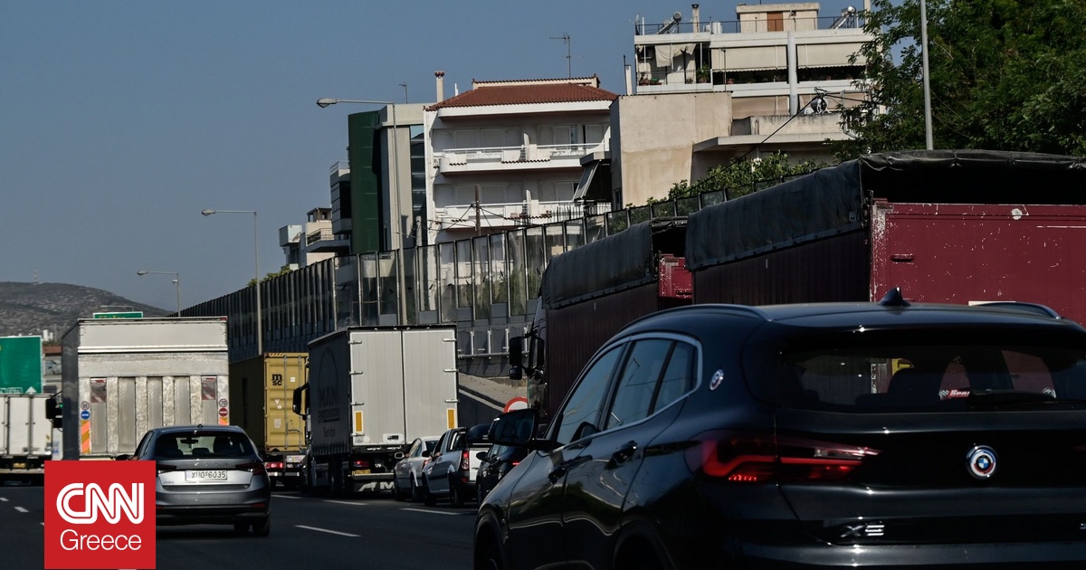 Κίνηση: «Στο κόκκινο» Κηφισός και Κηφισίας – Καθυστερήσεις 30 λεπτών στην Αττική Οδό