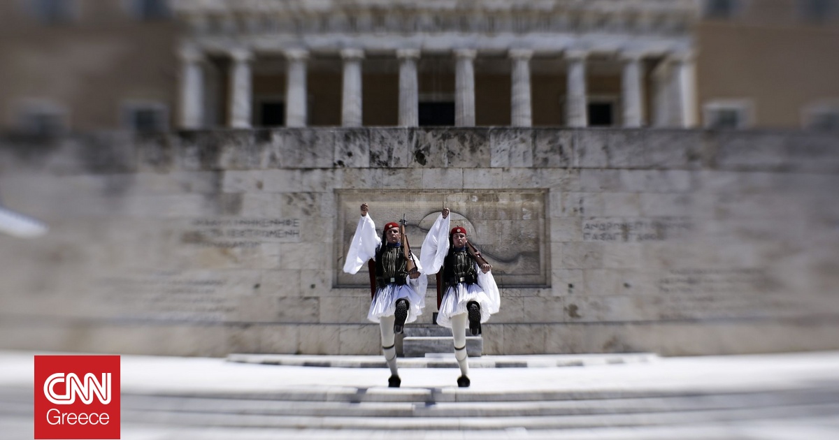 Η ιστορία του Άγνωστου Στρατιώτη: Πότε κατασκευάστηκε, για ποιούς και γιατί επιλέχθηκε το σημείο Η ιστορία του Άγνωστου Στρατιώτη: Πότε κατασκευάστηκε, για ποιούς και γιατί επιλέχθηκε το σημείο