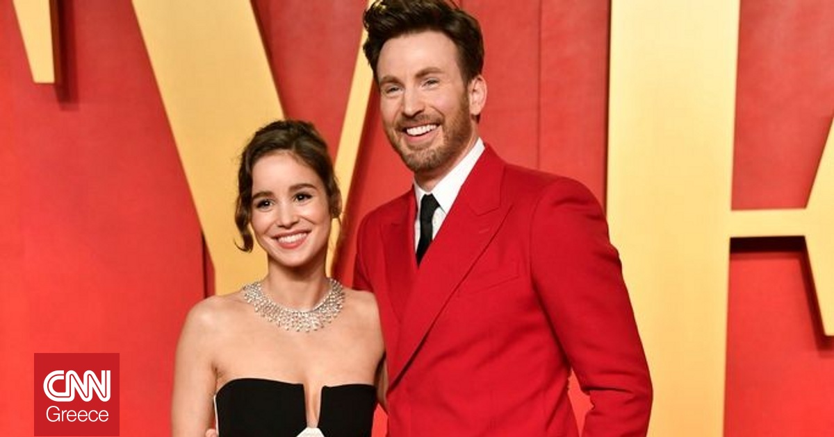 Η Άλμπα Μπαπτίστα και ο Κρις Έβανς υποδέχθηκαν στον κόσμο το πρώτο τους παιδί Η Άλμπα Μπαπτίστα και ο Κρις Έβανς υποδέχθηκαν στον κόσμο το πρώτο τους παιδί