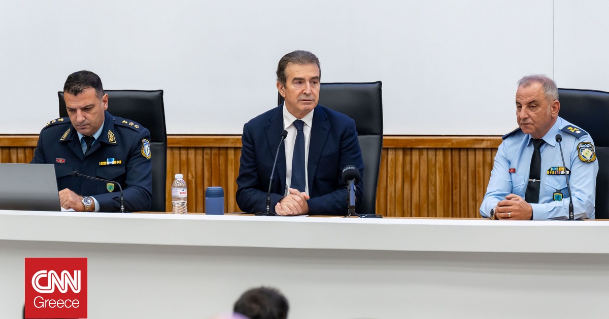 Χρυσοχοΐδης: Εφαρμόζουμε στρατηγικό σχέδιο για τη μείωση των τροχαίων ατυχημάτων Χρυσοχοΐδης: Εφαρμόζουμε στρατηγικό σχέδιο για τη μείωση των τροχαίων ατυχημάτων