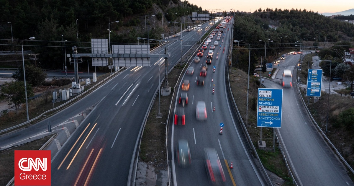 Αγωγές στο υπ. Μεταφορών για το SMS της 28ης Οκτωβρίου για τα τροχαία – Τι απαντά ο Κυρανάκης Αγωγές στο υπ. Μεταφορών για το SMS της 28ης Οκτωβρίου για τα τροχαία – Τι απαντά ο Κυρανάκης