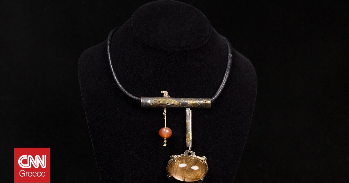 Ληστεία σε μουσείο στην Καλιφόρνια: Έκλεψαν κοσμήματα και πάνω από 1.000 πολύτιμα αντικείμενα Ληστεία σε μουσείο στην Καλιφόρνια: Έκλεψαν κοσμήματα και πάνω από 1.000 πολύτιμα αντικείμενα