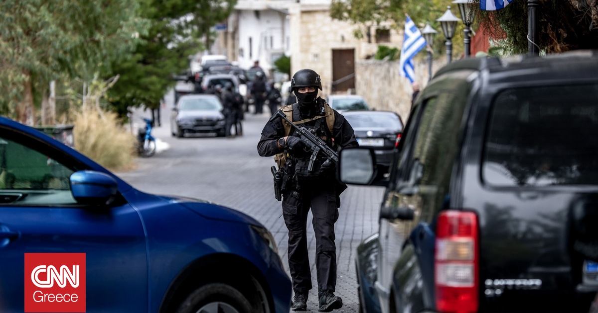 Βεντέτα στα Βορίζια: Η Αστυνομία έχει καταλάβει το χωριό – Δύο νεκροί, χαροπαλεύουν τραυματίες Βεντέτα στα Βορίζια: Η Αστυνομία έχει καταλάβει το χωριό – Δύο νεκροί, χαροπαλεύουν τραυματίες