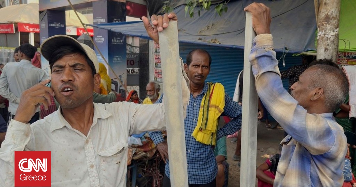 Ινδία: Εννέα νεκροί και δεκάδες τραυματίες σε συνωστισμό σε ινδουιστικό ναό Ινδία: Εννέα νεκροί και δεκάδες τραυματίες σε συνωστισμό σε ινδουιστικό ναό