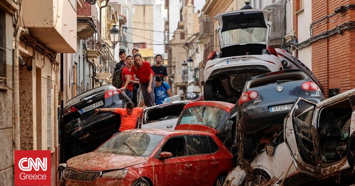 Βαλένθια: Παραιτήθηκε ο επικεφαλής της περιφερειακής κυβέρνησης ένα χρόνο μετά τις φονικές πλημμύρες