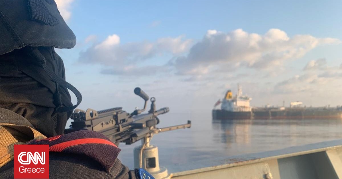 Τουρκία και Σομαλία απελευθέρωσαν πλοίο που είχε καταληφθεί από πειρατές Τουρκία και Σομαλία απελευθέρωσαν πλοίο που είχε καταληφθεί από πειρατές