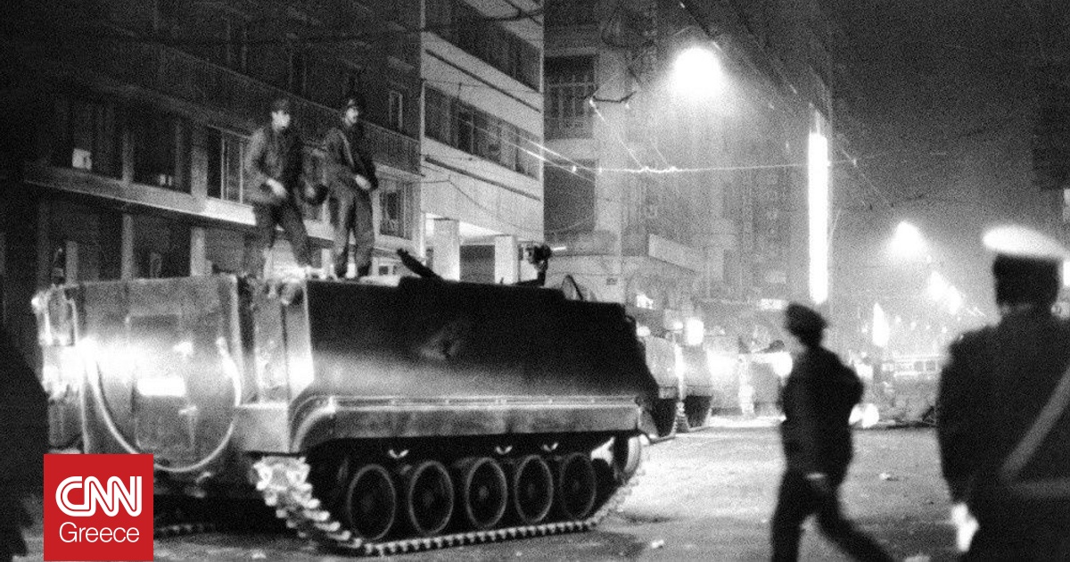 Οι μελωδίες της εξέγερσης: 10 τραγούδια που κράτησαν ζωντανό το Πολυτεχνείο