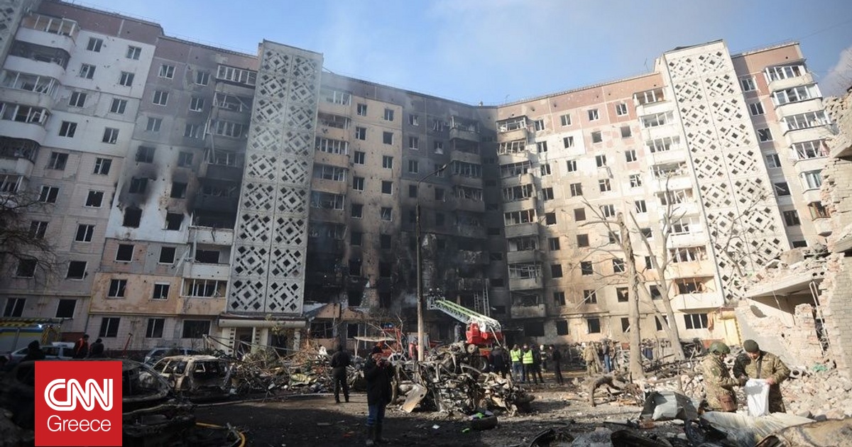 Η Ρωσία σφυροκοπά τη Δυτική Ουκρανία – Είκοσι νεκροί και 66 τραυματίες σε κύμα επιθέσεων με drone