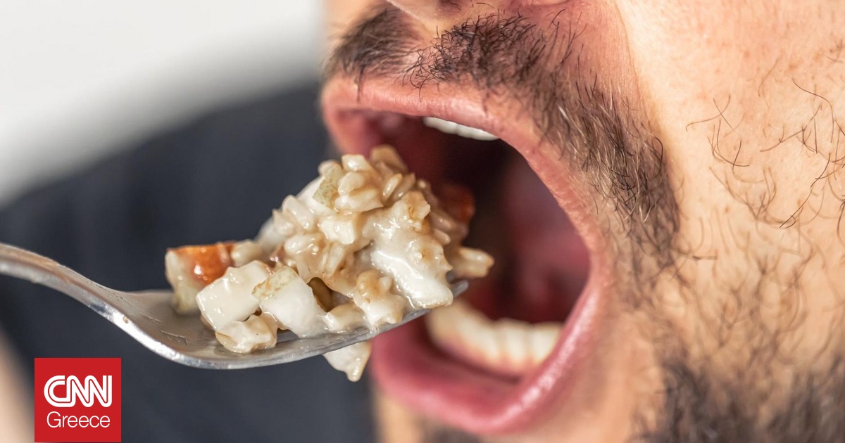 Ποιες τροφές μας κάνουν να μυρίζουμε άσχημα και ποιες όμορφα