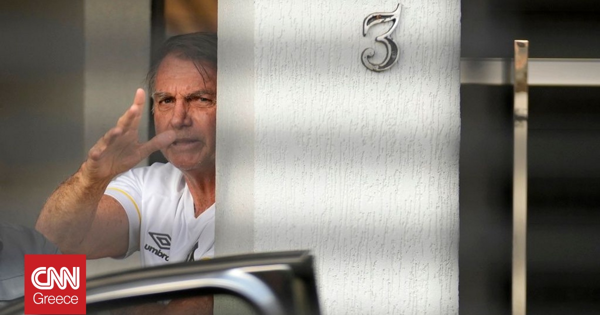 «Ήταν μια στιγμή παραφροσύνης»: Ο Μπολσονάρο για την προσπάθειά του να κάψει το βραχιολάκι