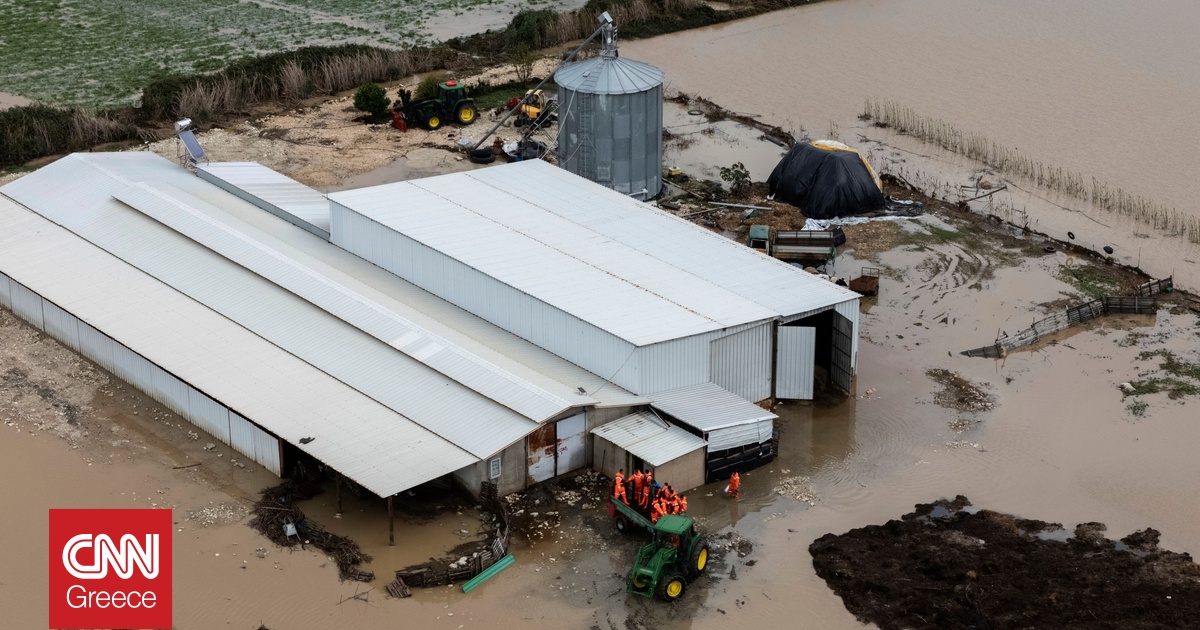 Κακοκαιρία στην Αλβανία: Μία νεκρή και εκατοντάδες κάτοικοι απομακρύνθηκαν εσπευσμένα από τα σπίτια