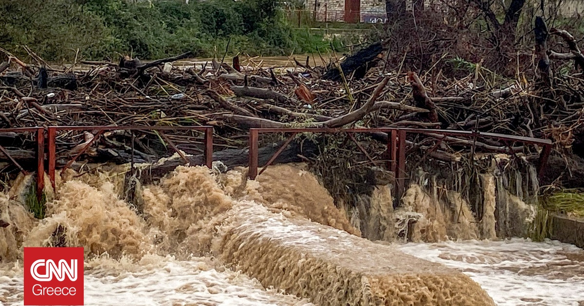 Σε κατάσταση έκτακτης ανάγκης περιοχές σε Ήπειρο και Καστοριά: Χωριά στις λάσπες και χωρίς ρεύμα