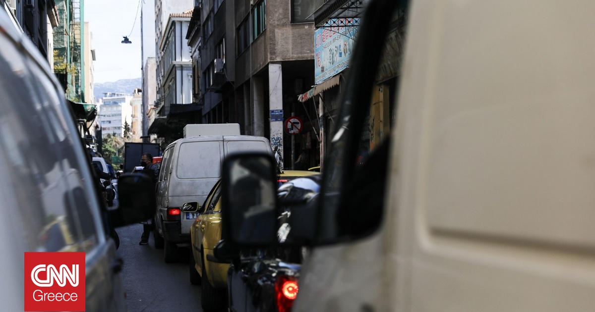 Κίνηση: Στο «κόκκινο» Κηφισός και Κηφισίας – Καθυστερήσεις στην Αττική Οδό