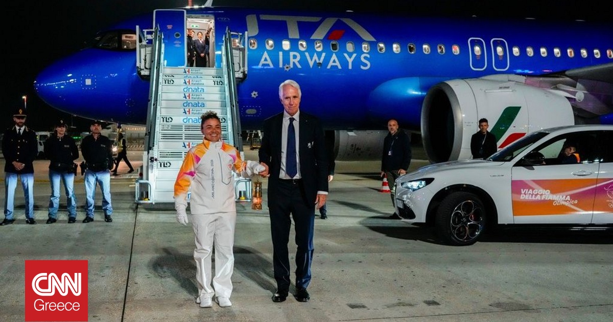 Η Ολυμπιακή Φλόγα έφτασε στη Ρώμη – Aύριο η επίσημη τελετή υποδοχής στο προεδρικό μέγαρο