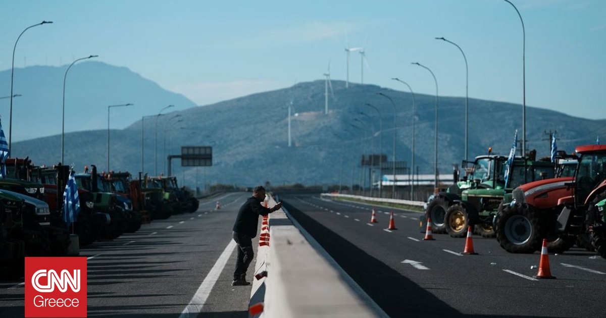 Διαμαρτυρίες έξω από γραφεία βουλευτών της ΝΔ και νέο κλείσιμο δρόμων από τους αγρότες