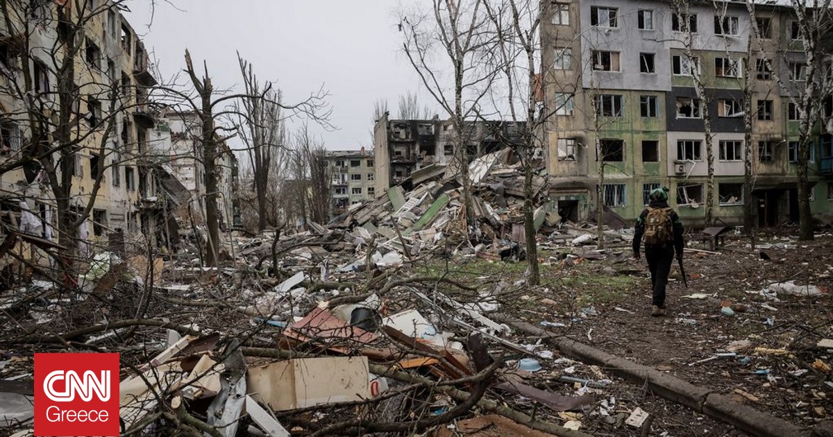 &Omicron;&upsilon;&kappa;&rho;&alpha;&nu;ί&alpha;: &Pi;&alpha;&zeta;ά&rho;&iota;&alpha; &tau;&eta;&sigmaf; &Mu;ό&sigma;&chi;&alpha;&sigmaf; &sigma;&tau;&omicron; &nu;έ&omicron; &sigma;&chi;έ&delta;&iota;&omicron; &tau;&omega;&nu; 20 &sigma;&eta;&mu;&epsilon;ί&omega;&nu; - T&iota; &theta;έ&lambda;&epsilon;&iota; &omicron; &Pi;&omicron;ύ&tau;&iota;&nu;, &tau;&iota; &delta;ί&nu;&epsilon;&iota; &omicron; &Zeta;&epsilon;&lambda;έ&nu;&sigma;&kappa;&iota;