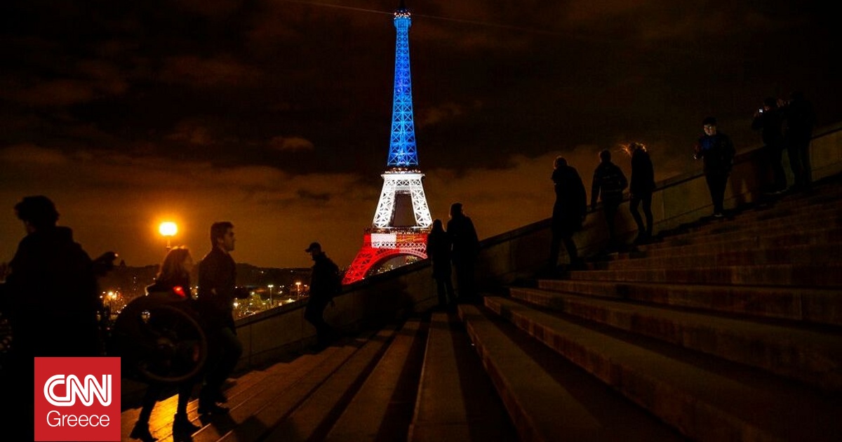 &Pi;&alpha;&rho;ί&sigma;&iota;: &Chi;&epsilon;&iota;&rho;&omicron;&pi;έ&delta;&epsilon;&sigmaf; &sigma;&tau;&omicron;&nu; &Pi;&omicron;&lambda;&omega;&nu;ό &pi;&rho;&epsilon;&sigma;&beta;&epsilon;&upsilon;&tau;ή - &Epsilon;&mu;&pi;&lambda;έ&kappa;&epsilon;&tau;&alpha;&iota; &sigma;&epsilon; &upsilon;&pi;ό&theta;&epsilon;&sigma;&eta; &delta;&iota;&alpha;&kappa;ί&nu;&eta;&sigma;&eta;&sigmaf; &pi;&lambda;&alpha;&sigma;&tau;ώ&nu; &pi;&tau;&upsilon;&chi;ί&omega;&nu;