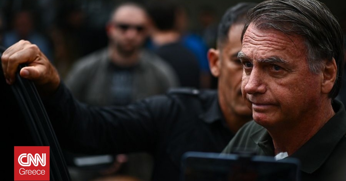 &Beta;&rho;&alpha;&zeta;&iota;&lambda;ί&alpha;: &Sigma;&tau;&omicron; &nu;&omicron;&sigma;&omicron;&kappa;&omicron;&mu;&epsilon;ί&omicron; &omicron; &Mu;&pi;&omicron;&lambda;&sigma;&omicron;&nu;ά&rho;&omicron;&upsilon; - Έ&pi;&epsilon;&sigma;&epsilon; &kappa;&alpha;&iota; &chi;&tau;ύ&pi;&eta;&sigma;&epsilon; &sigma;&tau;&omicron; &kappa;&epsilon;&phi;ά&lambda;&iota; &epsilon;&nu;ώ &kappa;&omicron;&iota;&mu;ό&tau;&alpha;&nu;