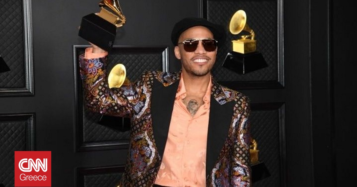 &laquo;K-Pops!&raquo;: &Omicron; Anderson .Paak &kappa;ά&nu;&epsilon;&iota; &tau;&omicron; &sigma;&kappa;&eta;&nu;&omicron;&theta;&epsilon;&tau;&iota;&kappa;ό &tau;&omicron;&upsilon; &nu;&tau;&epsilon;&mu;&pi;&omicron;ύ&tau;&omicron; &sigma;&tau;&eta; &mu;&epsilon;&gamma;ά&lambda;&eta; &omicron;&theta;ό&nu;&eta;