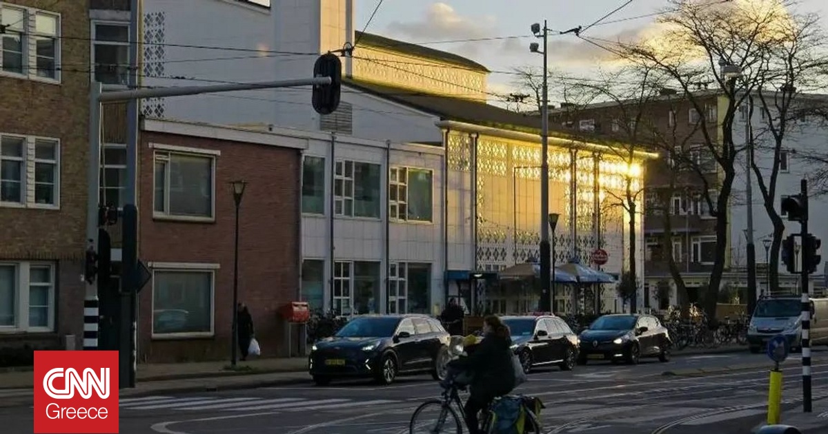 &laquo;&Pi;ό&lambda;&epsilon;&mu;&omicron;&sigmaf;&raquo; &alpha;&nu;ά&mu;&epsilon;&sigma;&alpha; &sigma;&tau;&eta;&nu; &kappa;&upsilon;&beta;έ&rho;&nu;&eta;&sigma;&eta; &Mu;&epsilon;&lambda;ό&nu;&iota; &kappa;&alpha;&iota; &tau;&omicron;&nu; &Delta;ή&mu;&omicron; &Mu;&pi;&omicron;&lambda;ό&nu;&iota;&alpha; &gamma;&iota;&alpha; &tau;&alpha; ό&rho;&iota;&alpha; &tau;&alpha;&chi;ύ&tau;&eta;&tau;&alpha;&sigmaf;