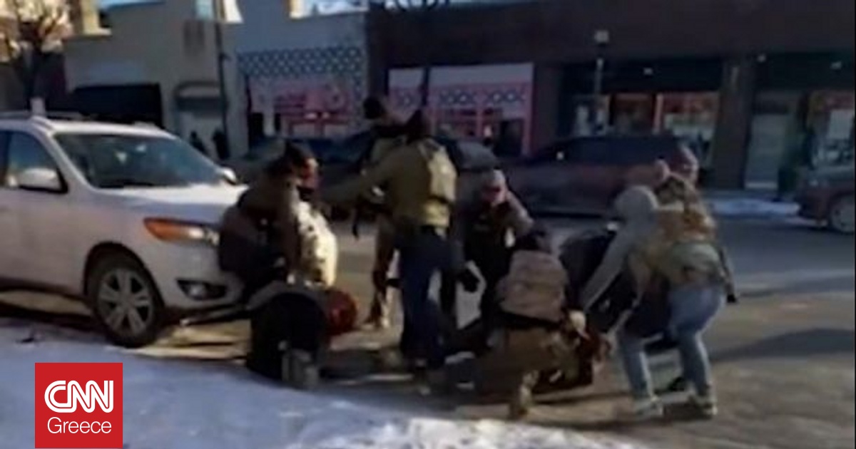 &Alpha;&pi;&omicron;&kappa;ά&lambda;&upsilon;&psi;&eta; CNNi: &Delta;ύ&omicron; &pi;&rho;ά&kappa;&tau;&omicron;&rho;&epsilon;&sigmaf; &pi;&upsilon;&rho;&omicron;&beta;ό&lambda;&eta;&sigma;&alpha;&nu; &tau;&omicron;&nu; &Pi;&rho;έ&tau;&iota; &sigma;&tau;&eta; &Mu;&iota;&nu;&epsilon;&sigma;ό&tau;&alpha; &sigma;ύ&mu;&phi;&omega;&nu;&alpha; &mu;&epsilon; έ&kappa;&theta;&epsilon;&sigma;&eta; &pi;&rho;&omicron;&sigmaf; &tau;&omicron; &Kappa;&omicron;&gamma;&kappa;&rho;έ&sigma;&omicron;